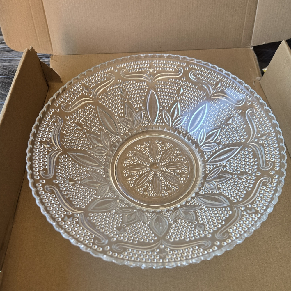 Federal Glass "Heritage" Lg Fruit Bowl 10.5"
